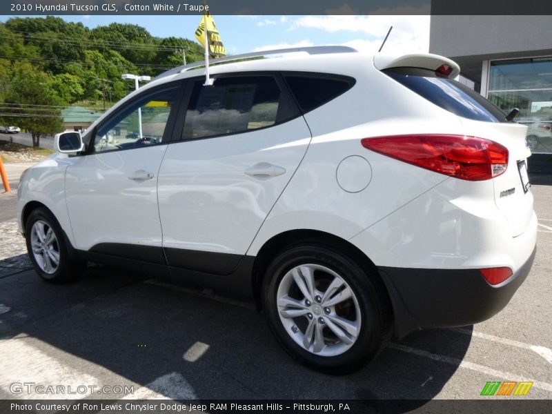 Cotton White / Taupe 2010 Hyundai Tucson GLS