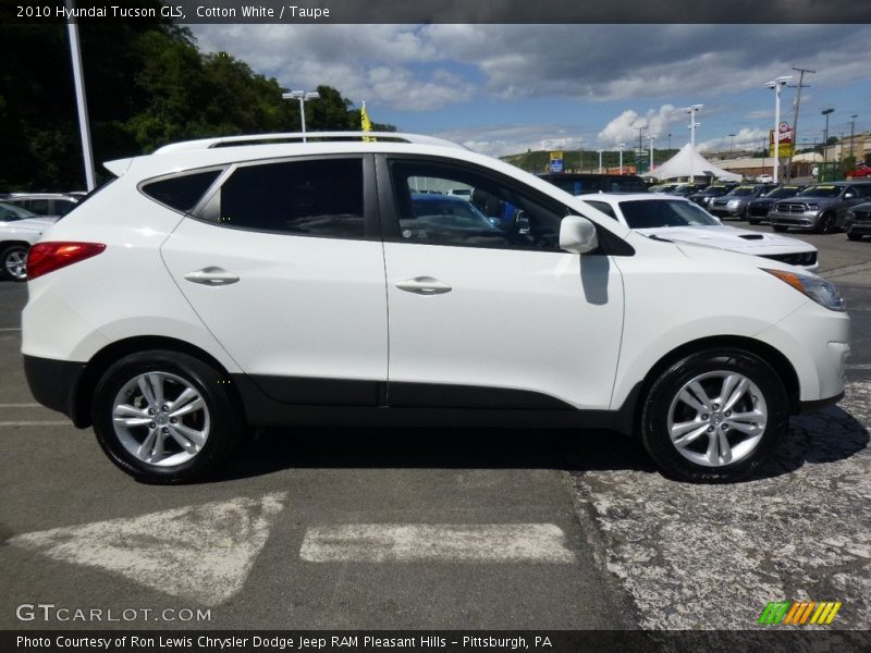 Cotton White / Taupe 2010 Hyundai Tucson GLS