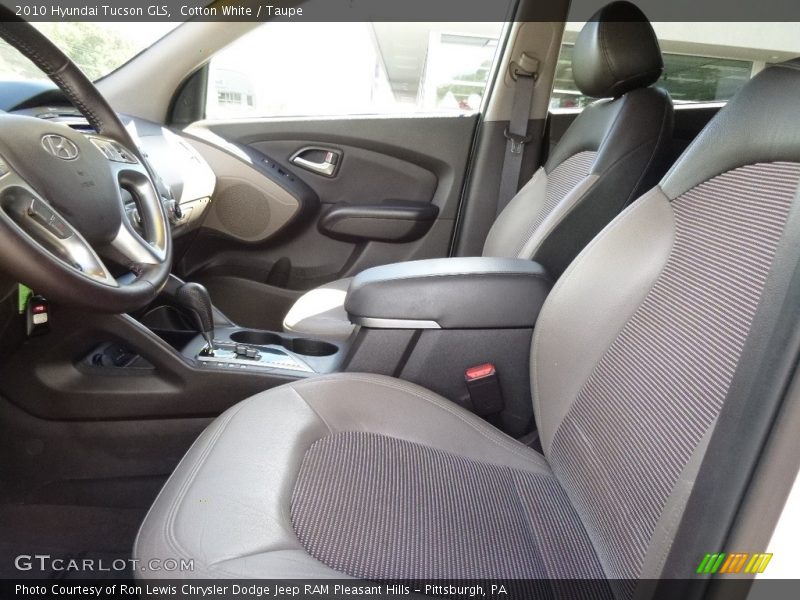 Cotton White / Taupe 2010 Hyundai Tucson GLS