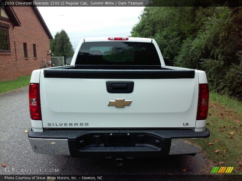 Summit White / Dark Titanium 2009 Chevrolet Silverado 1500 LS Regular Cab