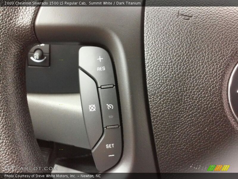 Summit White / Dark Titanium 2009 Chevrolet Silverado 1500 LS Regular Cab