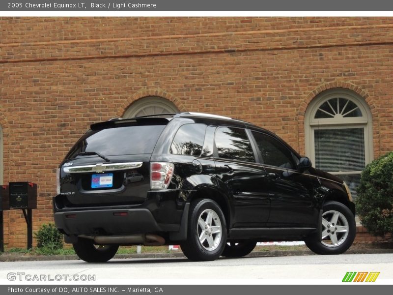 Black / Light Cashmere 2005 Chevrolet Equinox LT