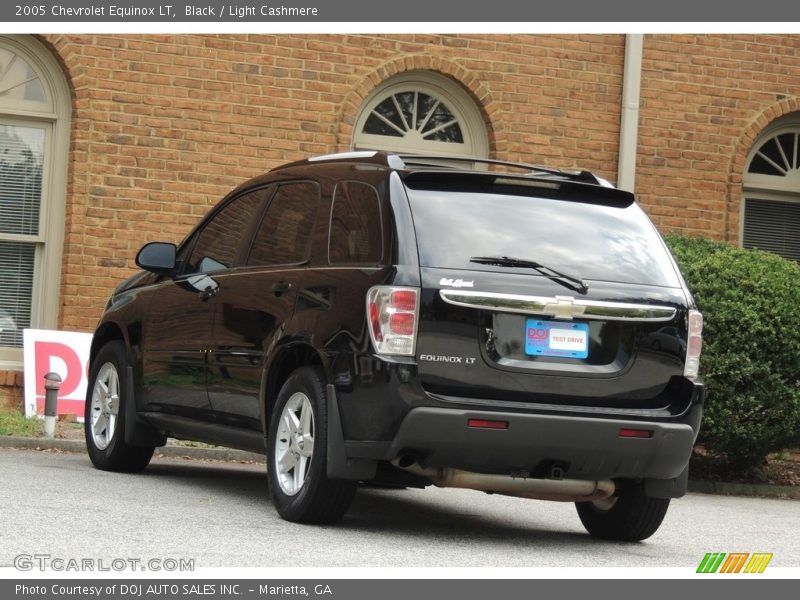 Black / Light Cashmere 2005 Chevrolet Equinox LT