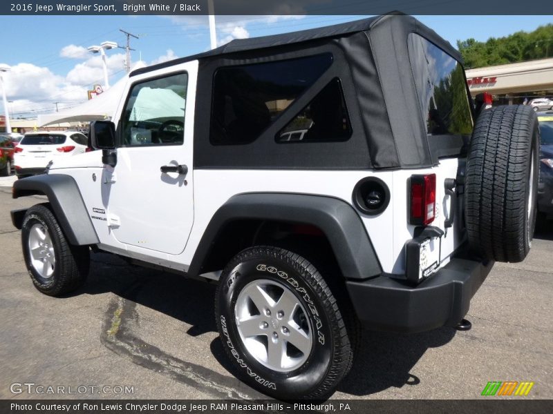Bright White / Black 2016 Jeep Wrangler Sport