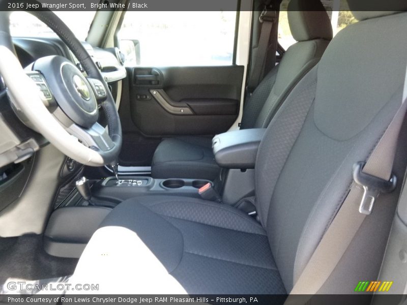 Bright White / Black 2016 Jeep Wrangler Sport