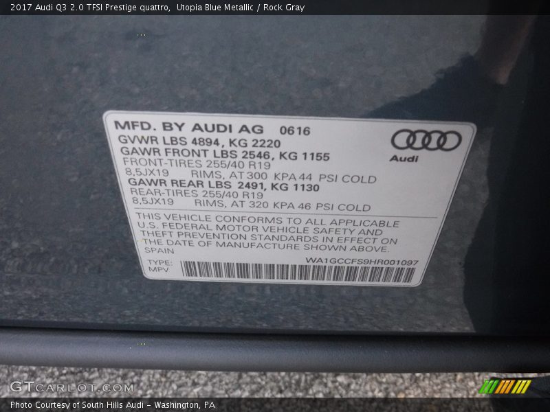 Utopia Blue Metallic / Rock Gray 2017 Audi Q3 2.0 TFSI Prestige quattro