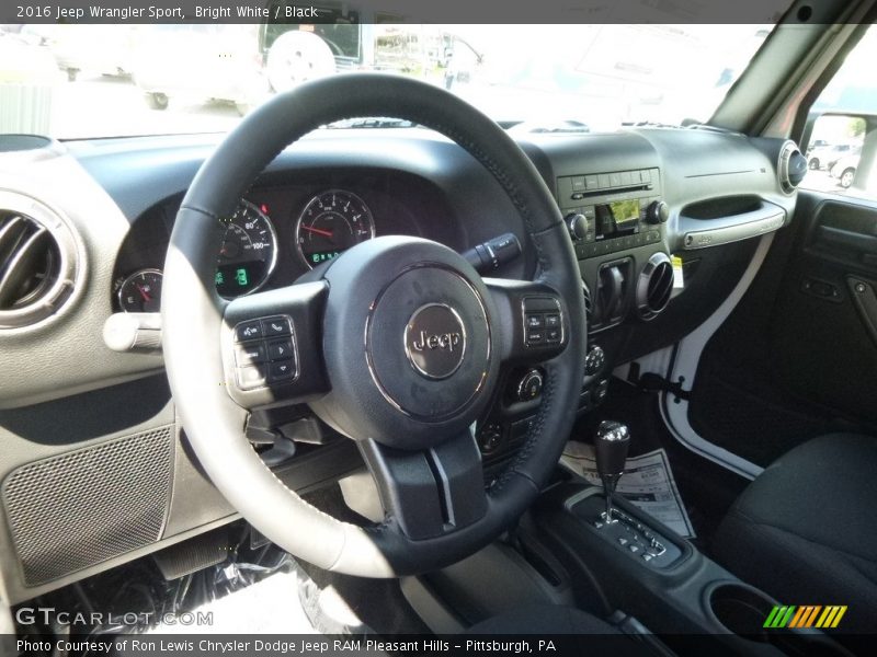 Bright White / Black 2016 Jeep Wrangler Sport