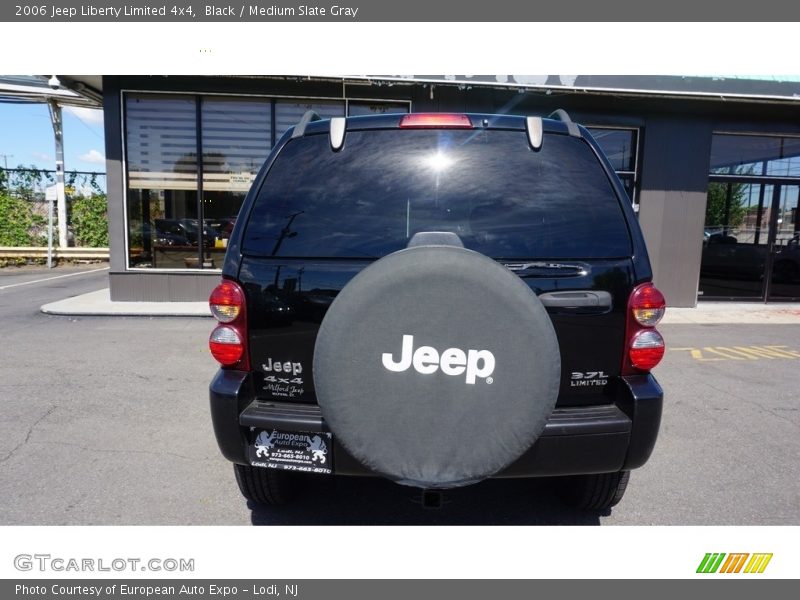 Black / Medium Slate Gray 2006 Jeep Liberty Limited 4x4