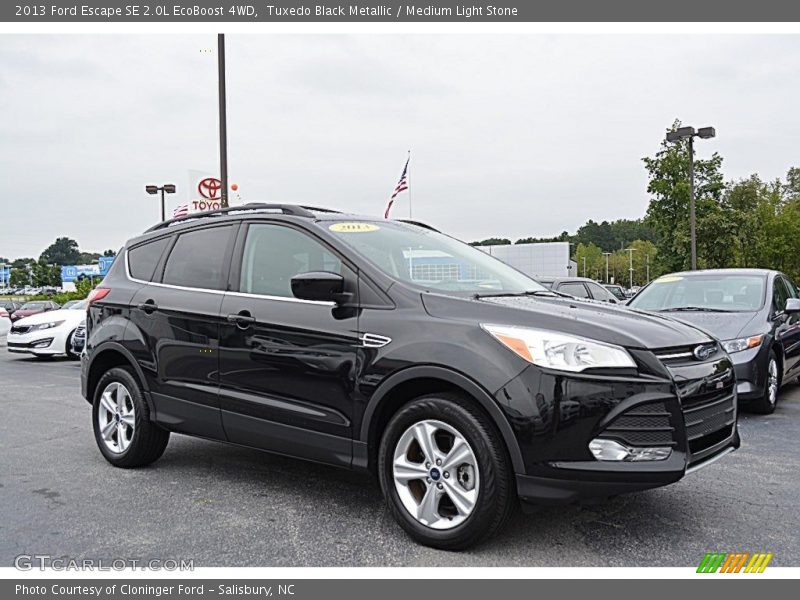 Tuxedo Black Metallic / Medium Light Stone 2013 Ford Escape SE 2.0L EcoBoost 4WD