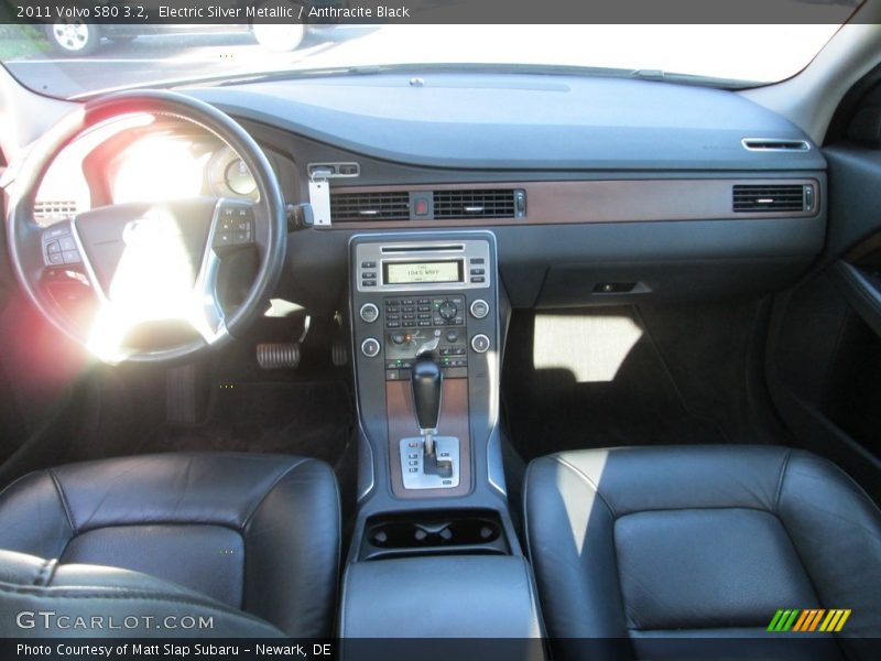 Electric Silver Metallic / Anthracite Black 2011 Volvo S80 3.2