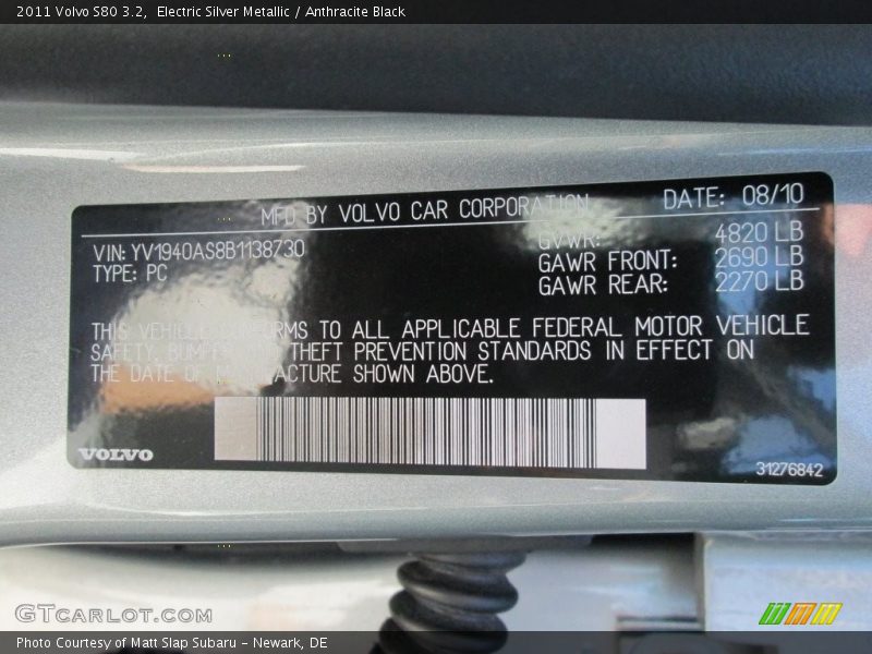 Electric Silver Metallic / Anthracite Black 2011 Volvo S80 3.2