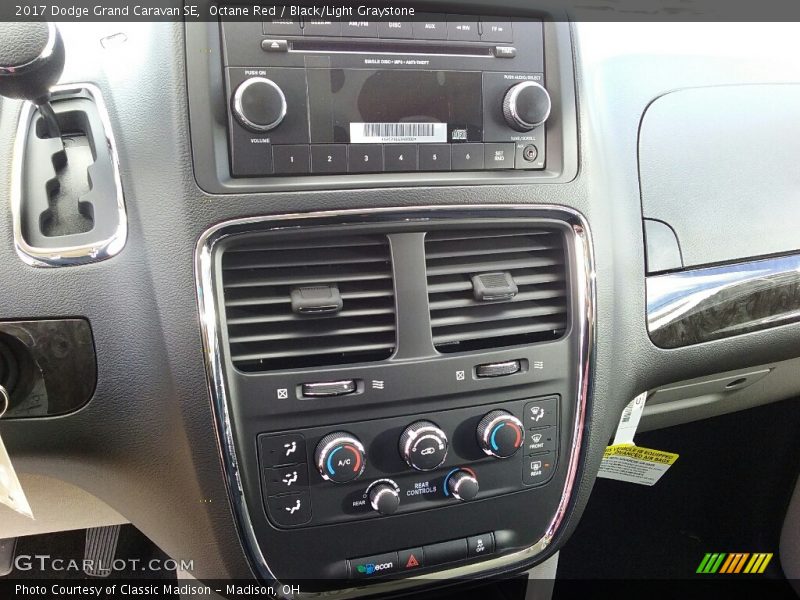 Octane Red / Black/Light Graystone 2017 Dodge Grand Caravan SE