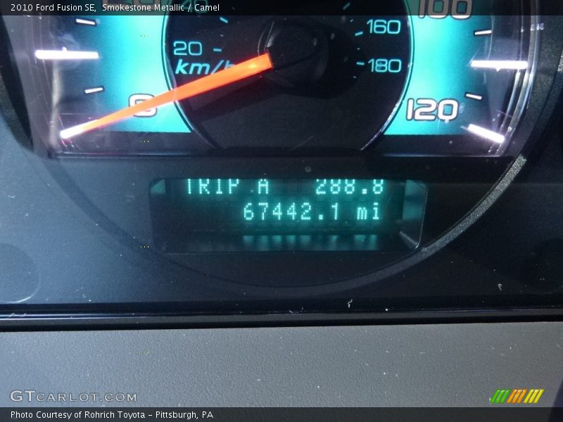 Smokestone Metallic / Camel 2010 Ford Fusion SE