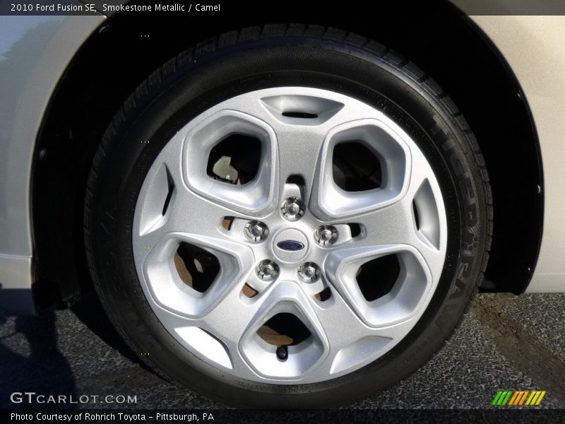 Smokestone Metallic / Camel 2010 Ford Fusion SE