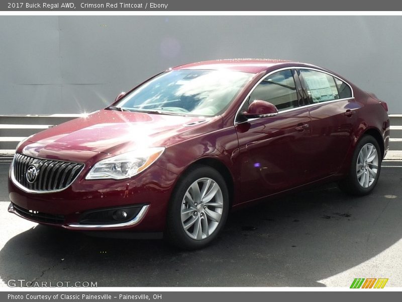 Front 3/4 View of 2017 Regal AWD