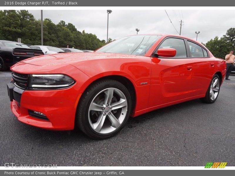 TorRed / Black 2016 Dodge Charger R/T
