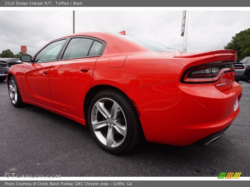 TorRed / Black 2016 Dodge Charger R/T