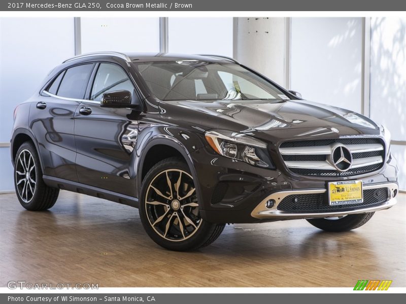 Front 3/4 View of 2017 GLA 250