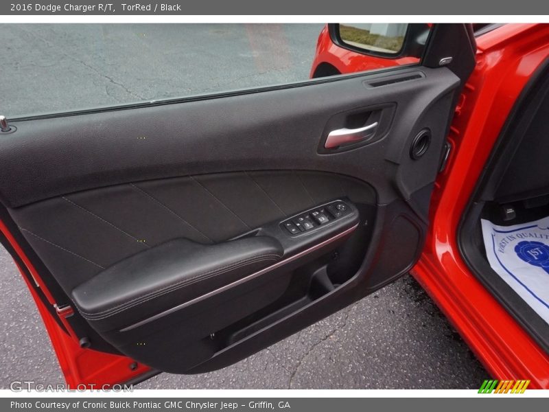 TorRed / Black 2016 Dodge Charger R/T