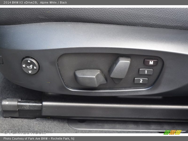 Alpine White / Black 2014 BMW X3 xDrive28i