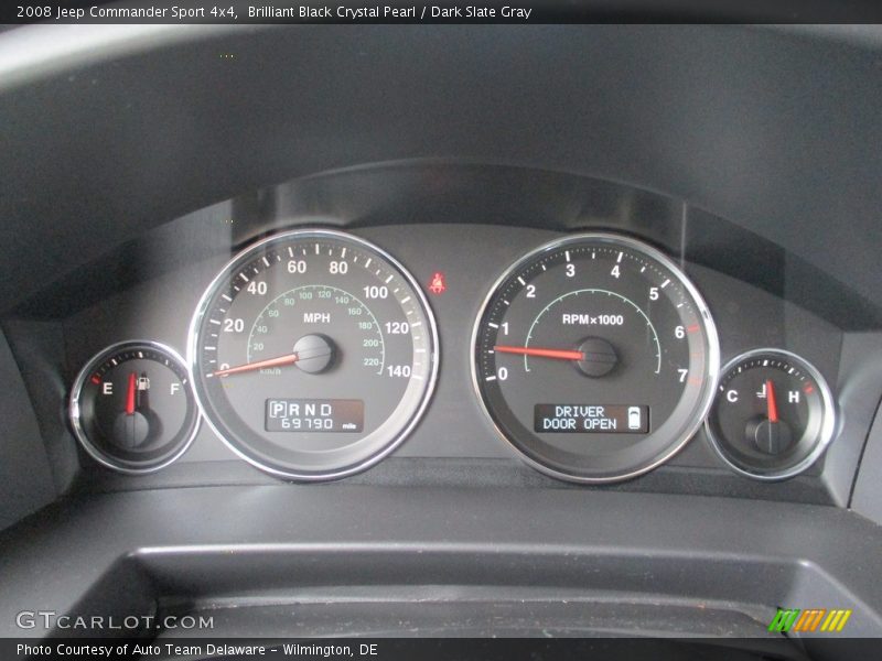 Brilliant Black Crystal Pearl / Dark Slate Gray 2008 Jeep Commander Sport 4x4
