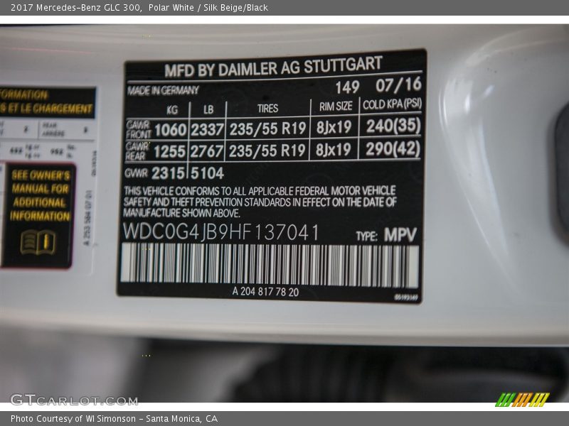Polar White / Silk Beige/Black 2017 Mercedes-Benz GLC 300