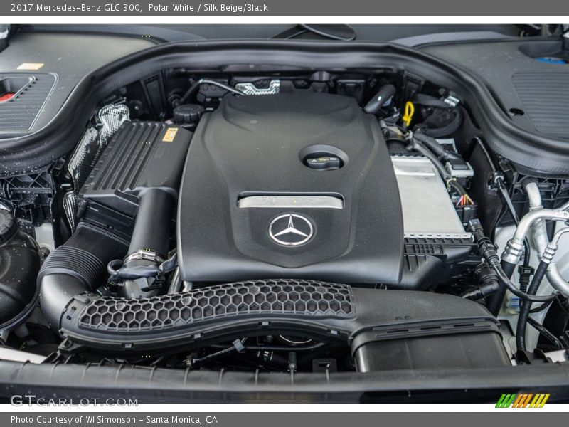 Polar White / Silk Beige/Black 2017 Mercedes-Benz GLC 300