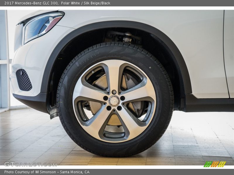 Polar White / Silk Beige/Black 2017 Mercedes-Benz GLC 300