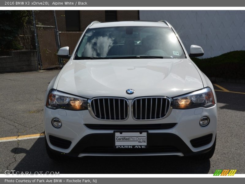 Alpine White / Black 2016 BMW X3 xDrive28i