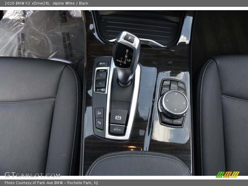 Alpine White / Black 2016 BMW X3 xDrive28i
