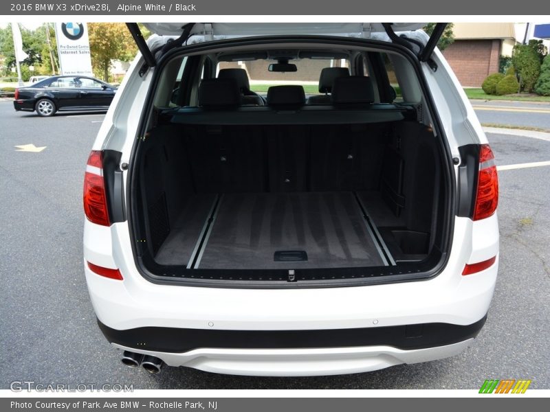 Alpine White / Black 2016 BMW X3 xDrive28i