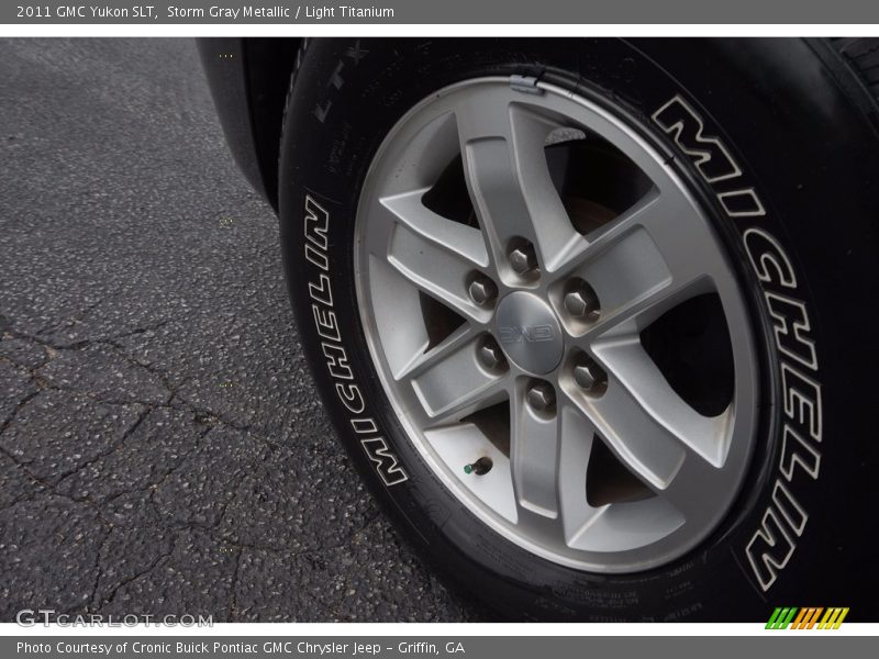 Storm Gray Metallic / Light Titanium 2011 GMC Yukon SLT