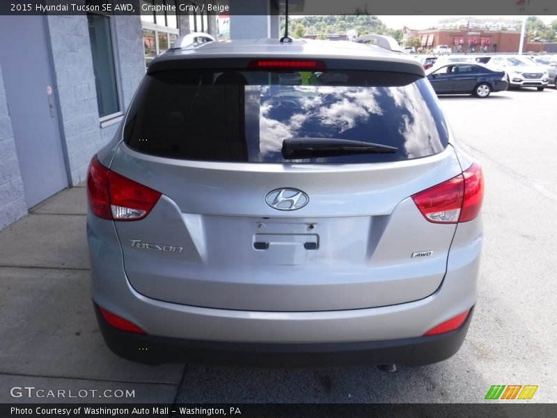 Graphite Gray / Beige 2015 Hyundai Tucson SE AWD