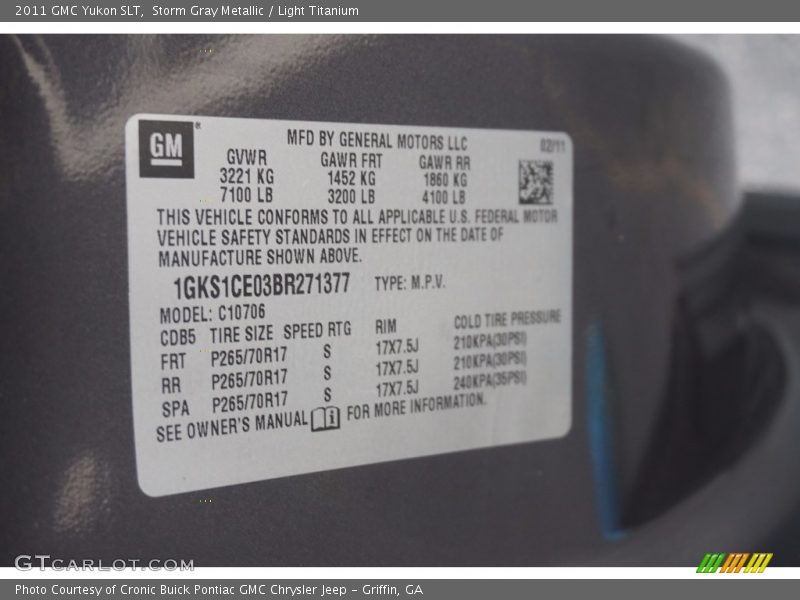 Storm Gray Metallic / Light Titanium 2011 GMC Yukon SLT