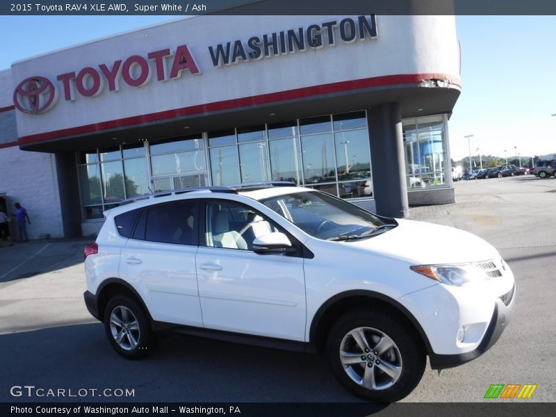 Super White / Ash 2015 Toyota RAV4 XLE AWD