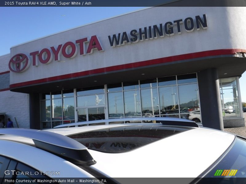 Super White / Ash 2015 Toyota RAV4 XLE AWD