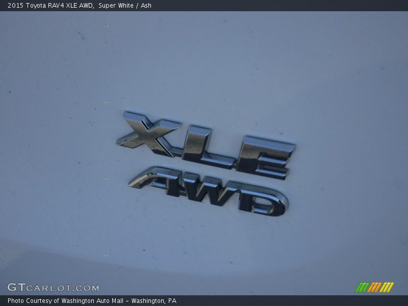 Super White / Ash 2015 Toyota RAV4 XLE AWD