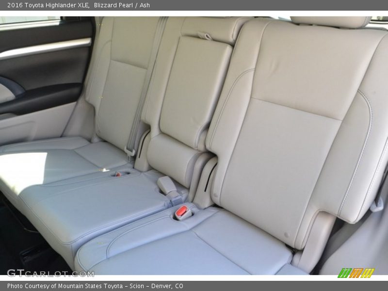 Blizzard Pearl / Ash 2016 Toyota Highlander XLE
