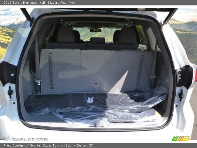 Blizzard Pearl / Ash 2016 Toyota Highlander XLE