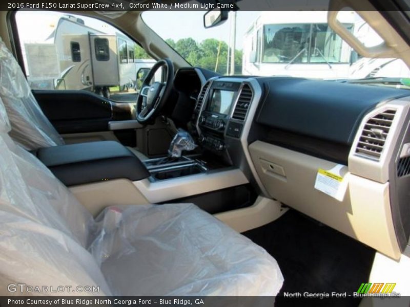 Oxford White / Medium Light Camel 2016 Ford F150 Lariat SuperCrew 4x4