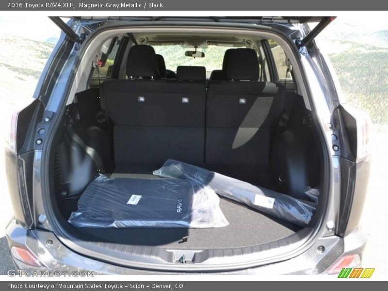 Magnetic Gray Metallic / Black 2016 Toyota RAV4 XLE