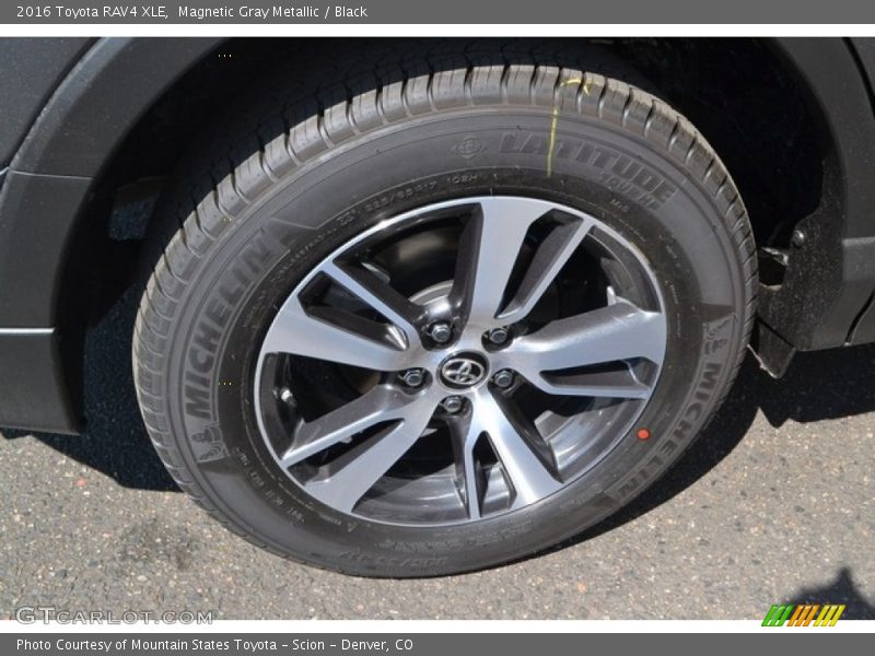 Magnetic Gray Metallic / Black 2016 Toyota RAV4 XLE