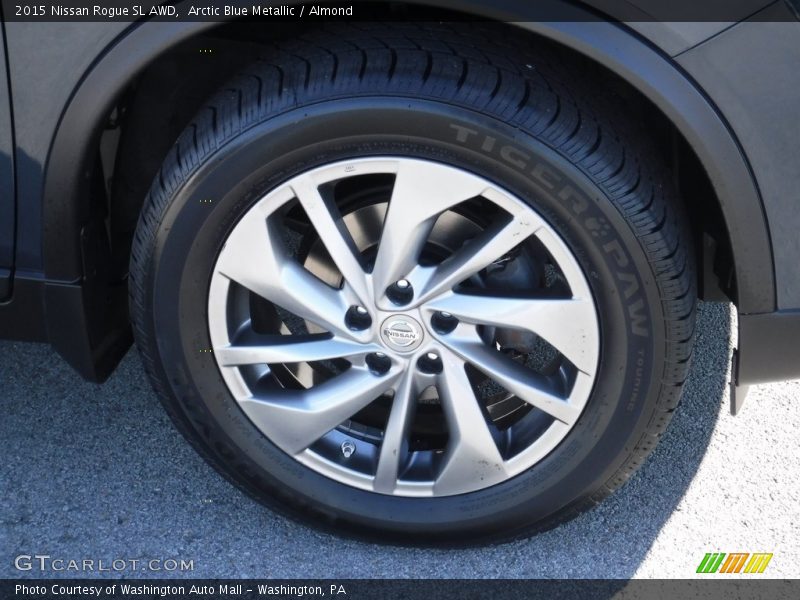 Arctic Blue Metallic / Almond 2015 Nissan Rogue SL AWD