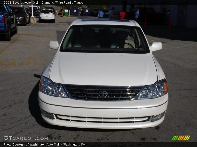 Diamond White Pearl / Taupe 2003 Toyota Avalon XLS