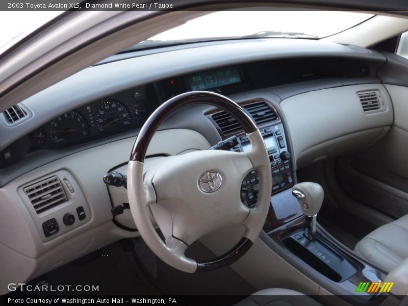 Diamond White Pearl / Taupe 2003 Toyota Avalon XLS