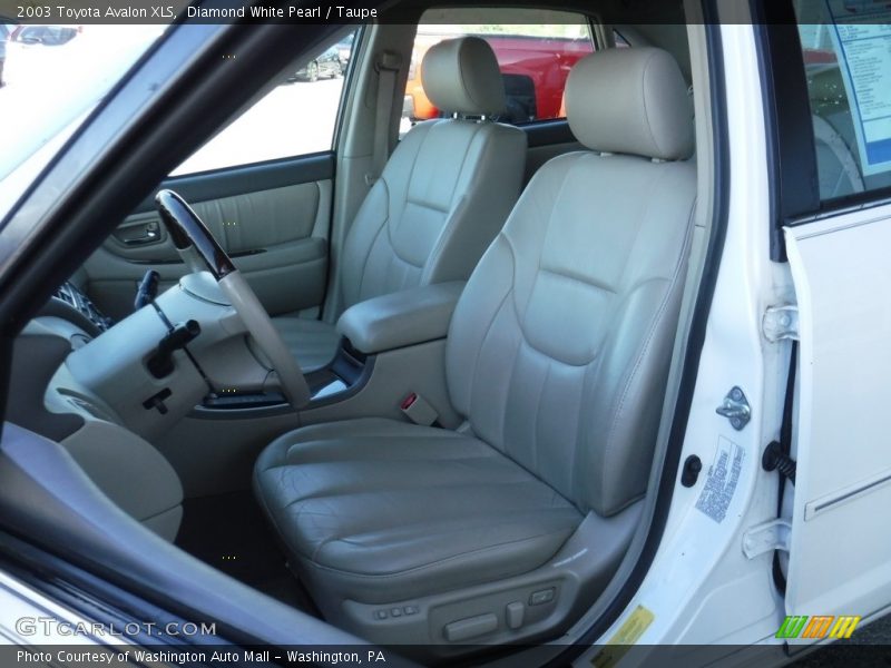 Diamond White Pearl / Taupe 2003 Toyota Avalon XLS
