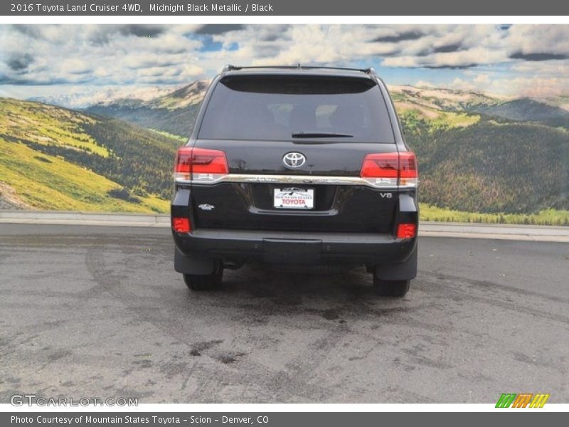 Midnight Black Metallic / Black 2016 Toyota Land Cruiser 4WD