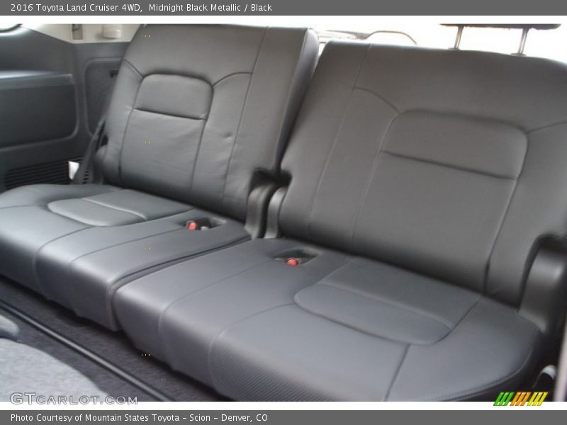 Midnight Black Metallic / Black 2016 Toyota Land Cruiser 4WD