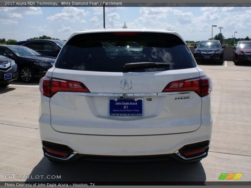 White Diamond Pearl / Parchment 2017 Acura RDX Technology