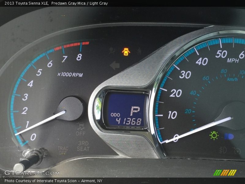 Predawn Gray Mica / Light Gray 2013 Toyota Sienna XLE